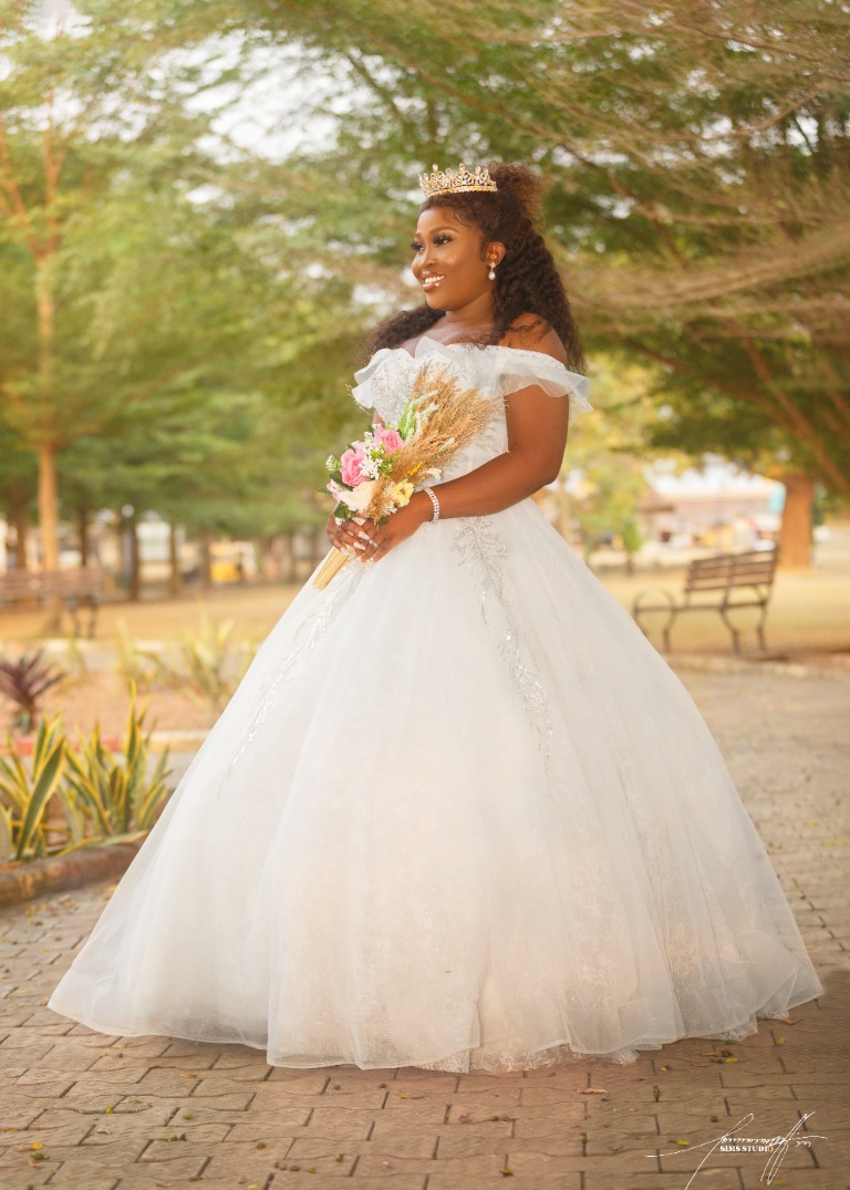 Bride in a white wedding gown
